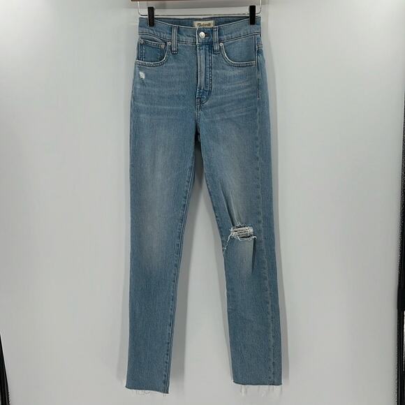 Madewell Women's The Perfect Vintage Jean with busted knee - Light Wash - 23T - Picture 1 of 10